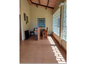 VENDO CASA EN LA CHORRERA BRISAS DE VALLE DORADO 3R