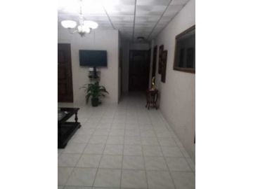 VENDO CASA EN LA CHORRERA BRISAS DE VALLE DORADO 3R