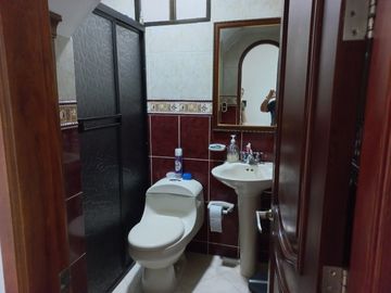 VENDO PROPIEDAD BIEN BARATA EN BARBOSA ANTIOQUIA.