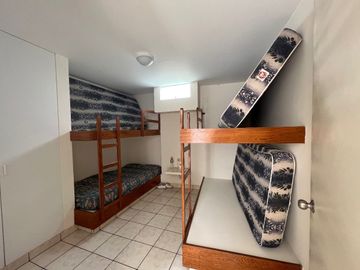 ÁMPLIA CASA DE PLAYA EN VENTA CON VISTA AL MAR EN PLAYA GAVIOTAS, ASIA