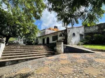 Venta propiedad en  Santa María - V273