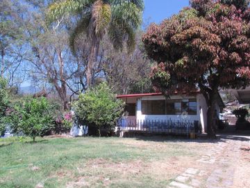 Venta propiedad en  Santa María - V273