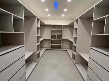 Casa Nueva e Inteligente con Alberca y 4 Rec. - Jardines de Delicias, Cuernavaca