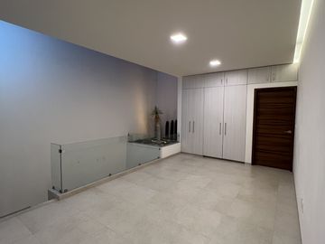 Casa Nueva e Inteligente con Alberca y 4 Rec. - Jardines de Delicias, Cuernavaca