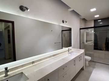 Casa Nueva e Inteligente con Alberca y 4 Rec. - Jardines de Delicias, Cuernavaca