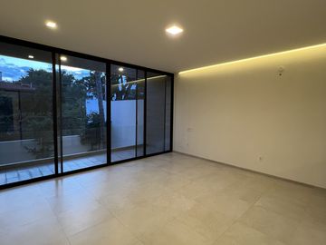 Casa Nueva e Inteligente con Alberca y 4 Rec. - Jardines de Delicias, Cuernavaca