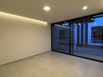Casa Nueva e Inteligente con Alberca y 4 Rec. - Jardines de Delicias, Cuernavaca