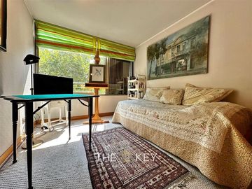 Depto Venta de 4 Dormitorios y Terraza - Vitacura