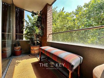 Depto Venta de 4 Dormitorios y Terraza - Vitacura