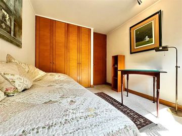 Depto Venta de 4 Dormitorios y Terraza - Vitacura