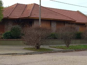 Casa en venta en Puan