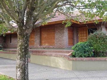 Casa en venta en Puan