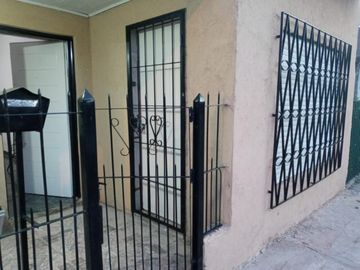 VENTA CASA 3 AMBIENTES Merlo