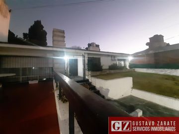 CASA EN VENTA EN ZONA SUR BARRIO PARQUE VELEZ SARSFIELD