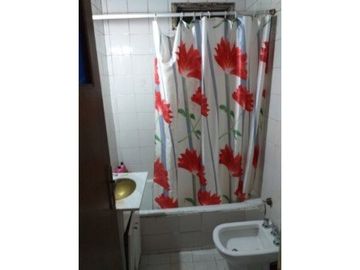 VENTA 5 AMBIENTES CON DEP AL FRENTE .PUEYRREDON AL 300