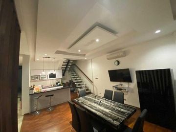 Rumah Strategis Modern 3 Lt Full Furnish Jagakarsa Jakarta
