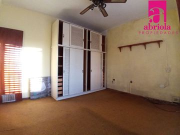 Casa en venta en Ezpeleta Este