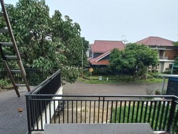 Hot Sale Rumah Puri Bintaro, 2 Lantai 5 kamar Jalan Akses Lebar SC-700