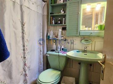 Se Vende Casa en Ñuñoa 4 dormitorios 2 baños, Oportunidad.