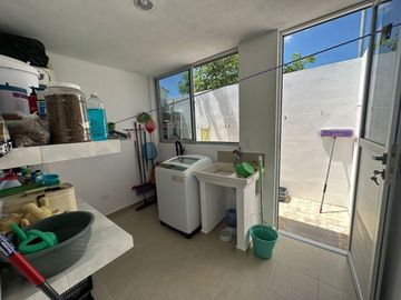 Casa de 1 Planta en Venta en Privada de Bosques de Conkal, Conkal
