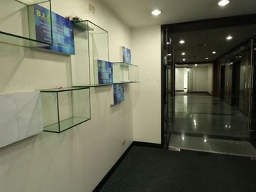 Outstanding Office Space for Rent in Makati City CB0098