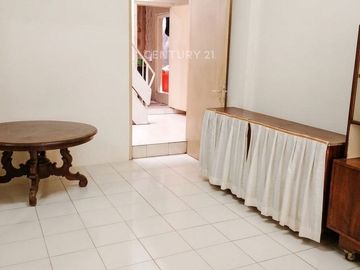 Dijual Rumah Dengan Lokasi Sangat Strategis Di Kebayoran Baru