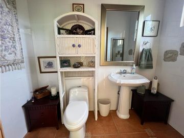 VENTA CASA CON PISCINA EN  ALTOS DEL MARIA