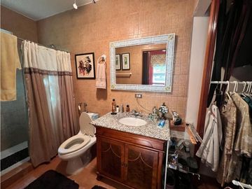 VENTA CASA CON PISCINA EN  ALTOS DEL MARIA