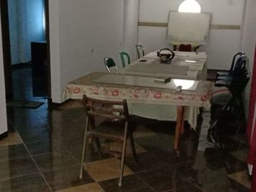 Dijual Cepat Rumah di Jl. Dukuh Kupang, Surabaya Barat