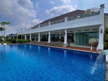 DIJUAL BANGUNAN LUAS / VILLA MEWAH di HAMBALANG / SENTUL, BOGOR
