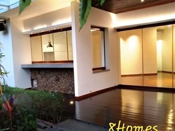BUTUH CEPAT Rumah Modern Resort Pejaten Kemang Luas 1153 TERMURAH