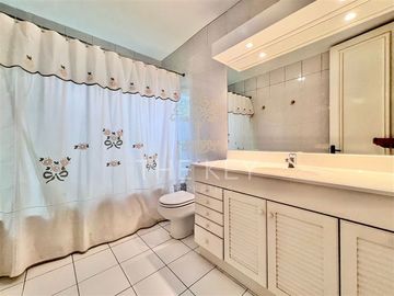 Casa en Venta en Camino del Sol - Huinganal