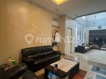 Super Murah Rumah Hooked Lokasi Strategis di Puspitaloka BSD