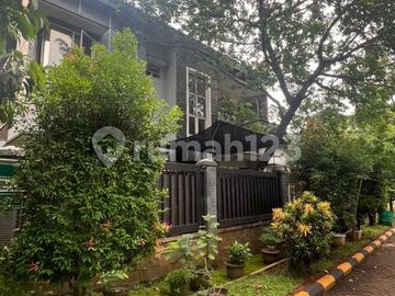 Super Murah Rumah Hooked Lokasi Strategis di Puspitaloka BSD