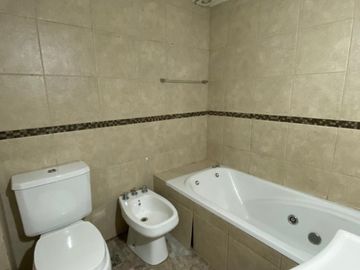 Duplex en venta en Moron Sur