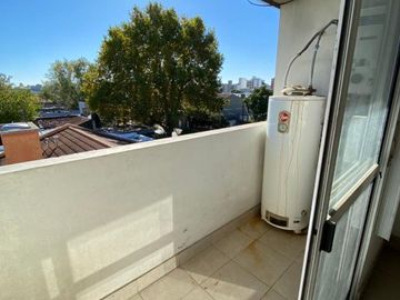 Duplex en venta en Moron Sur
