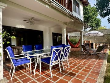 Venta de cabaña en conjunto frente de la playa, Don Jaca, Santa Marta