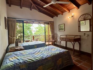 Venta de cabaña en conjunto frente de la playa, Don Jaca, Santa Marta