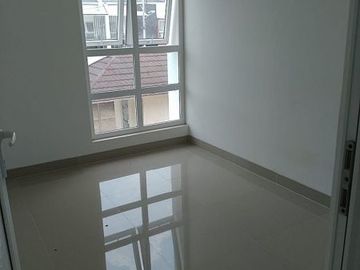 Rumah syariah strategis di pusat kota tangerang bebas banjir