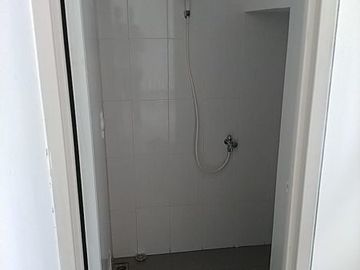 Rumah syariah strategis di pusat kota tangerang bebas banjir