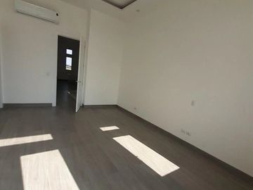 VENTA DE CASA DE LUJO EN AIRES DE BATAN
