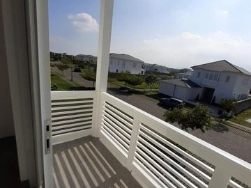 VENTA DE CASA DE LUJO EN AIRES DE BATAN