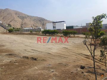 CIENEGUILLA VENTA DE TERRENO EN CONDOMINIO “ALTOS DEL VALLE” 

AREA DEL TERRENO 1,127.75M2
PRECIO $177,000 ($156.95MT2) PRECIO NEGOCIABLE
TERRENO