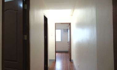 Semi-Furnished Duplex House with 3-Bedrooms in Capitol Cebu City