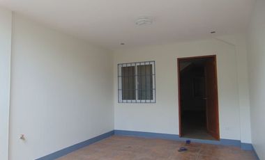 Semi-Furnished Duplex House with 3-Bedrooms in Capitol Cebu City