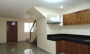 Semi-Furnished Duplex House with 3-Bedrooms in Capitol Cebu City