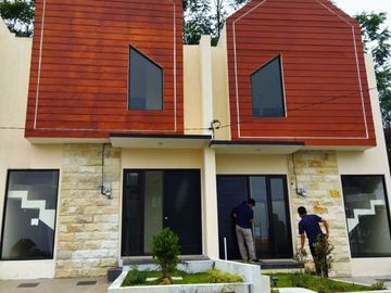 PROMO VILLA HARGA MURAH DGN PRIVATE POOL DI BATU MALANG VIEW GUNUNG