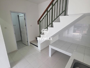 Best Value! Rumah Modern 2 Lantai di Gading Serpong LT 40 m², LB 45 m², 2+1 kamar Tidur