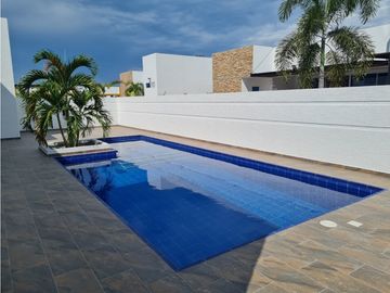 SE VENDE HERMOSA CASA EN EL CONDOMINIO VILLA ESPERANZA