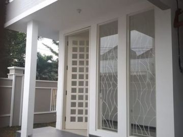 RUMAH GRESS SUTOREJO TIMUR Hadap Selatan-Barat